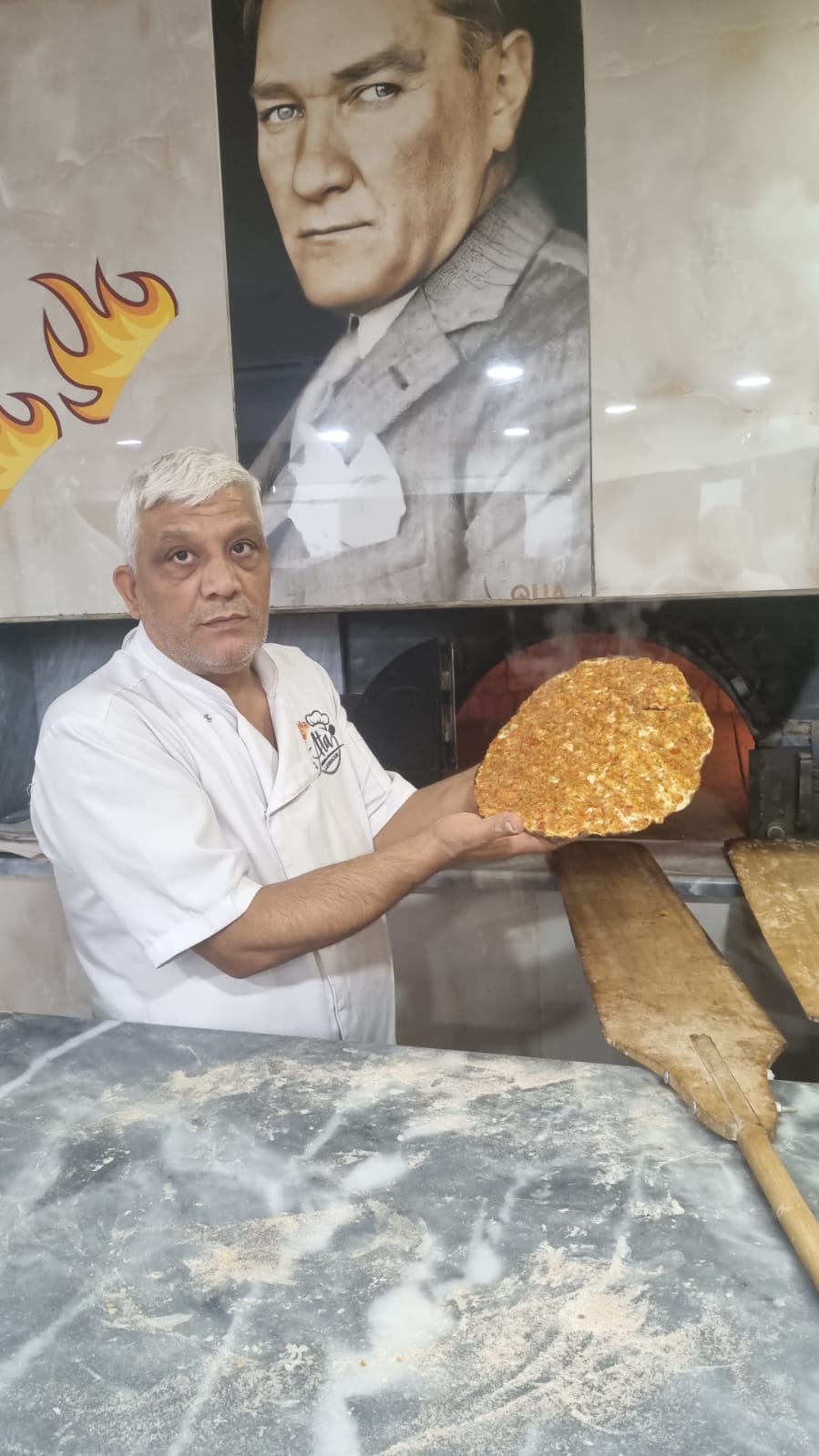 Odun ateşinde taş fırın